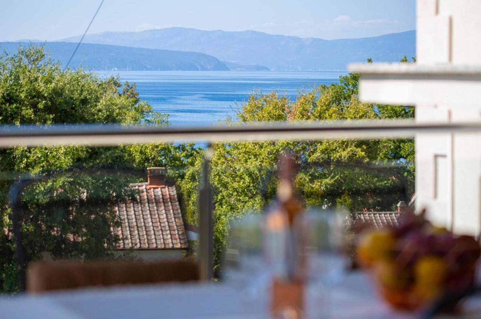 Apartment Sasso Bianco With The Private Pool นยีวีเซ ภายนอก รูปภาพ