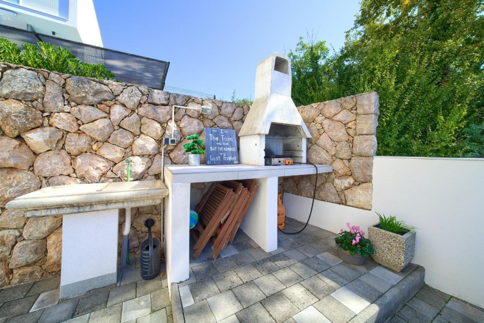 Apartment Sasso Bianco With The Private Pool นยีวีเซ ภายนอก รูปภาพ