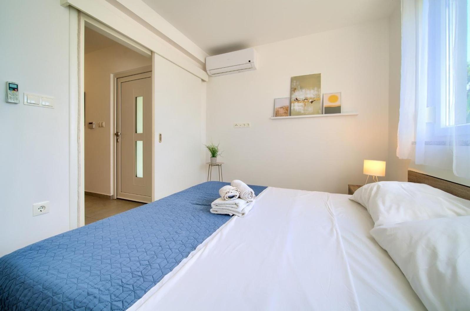Apartment Sasso Bianco With The Private Pool นยีวีเซ ภายนอก รูปภาพ